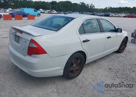 2011 Ford Fusion Se z USA, uszkodzony, nr VIN 3FAHP0HA2BR283988